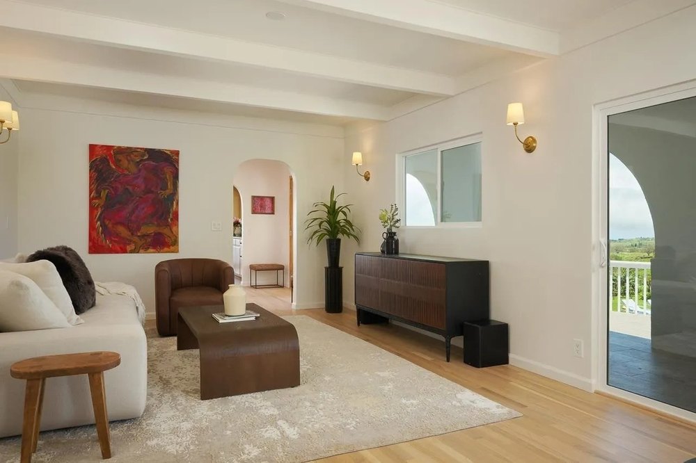 Living space in a luxury home in Hawaii belonging to supermodel Jessica Stam