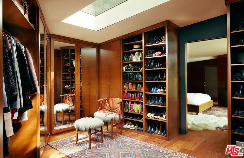 Dakota Johnson lists L.A. home for $6 million