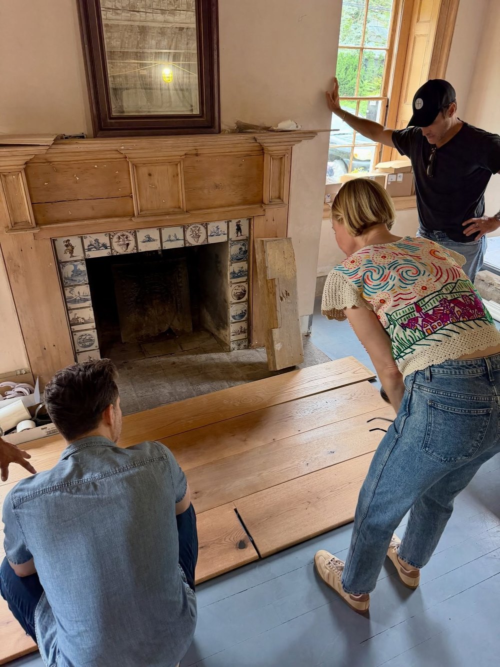 Leslie Bibb Shares Glimpse At Renovations At Upstate New York Home